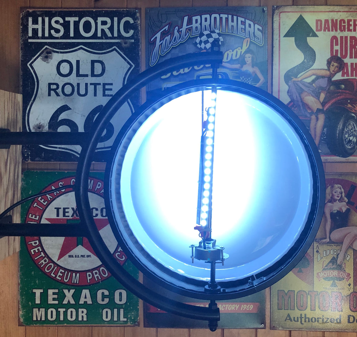 Route 66 Pivoting Light Design #P5007 – The Sign Barn